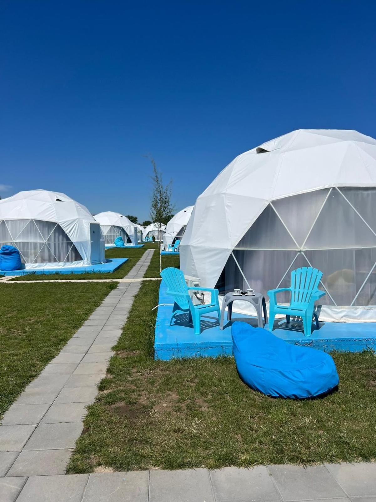 Отель Glamping By The Sea Нэводари Экстерьер фото